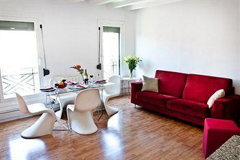 La Pedrera Apartment Barcelona Zewnętrze zdjęcie