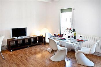 La Pedrera Apartment Barcelona Zewnętrze zdjęcie